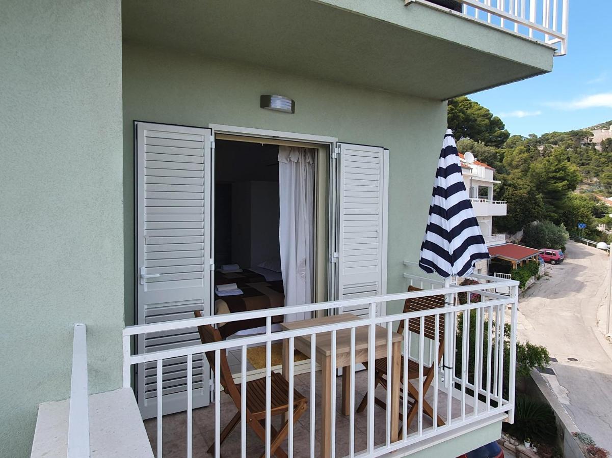 Frane Hvar Town